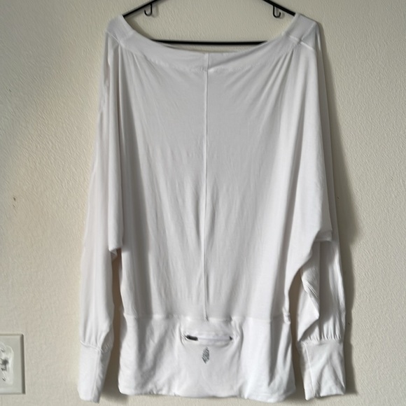 Free People FP Movement White Long Sleeve Workout Top size L - Picture 2 of 5